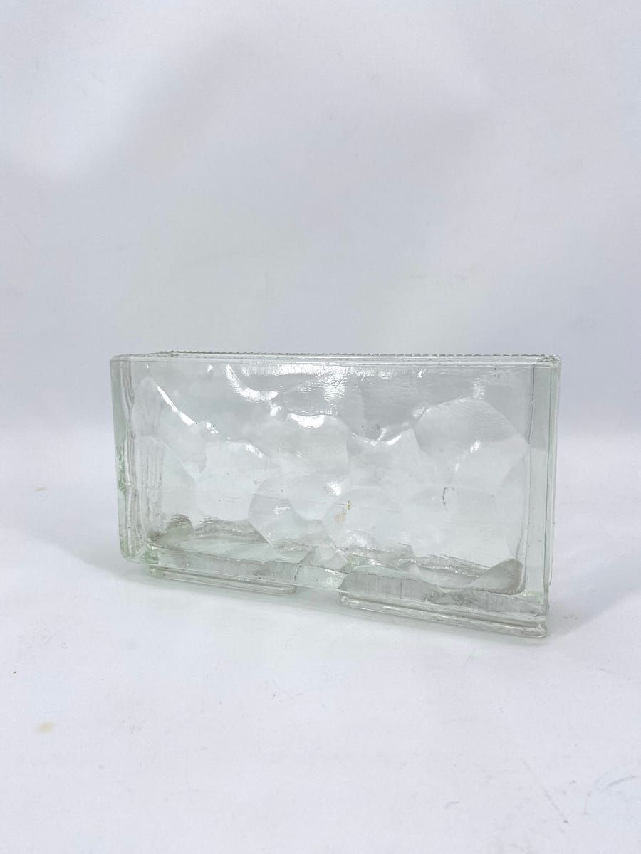 petit vase en verre rectangulaire