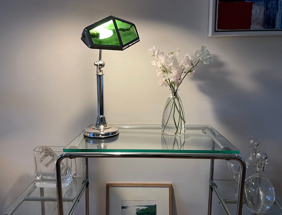 Pirouett table lamp 1938 green glass and opaline Living Room