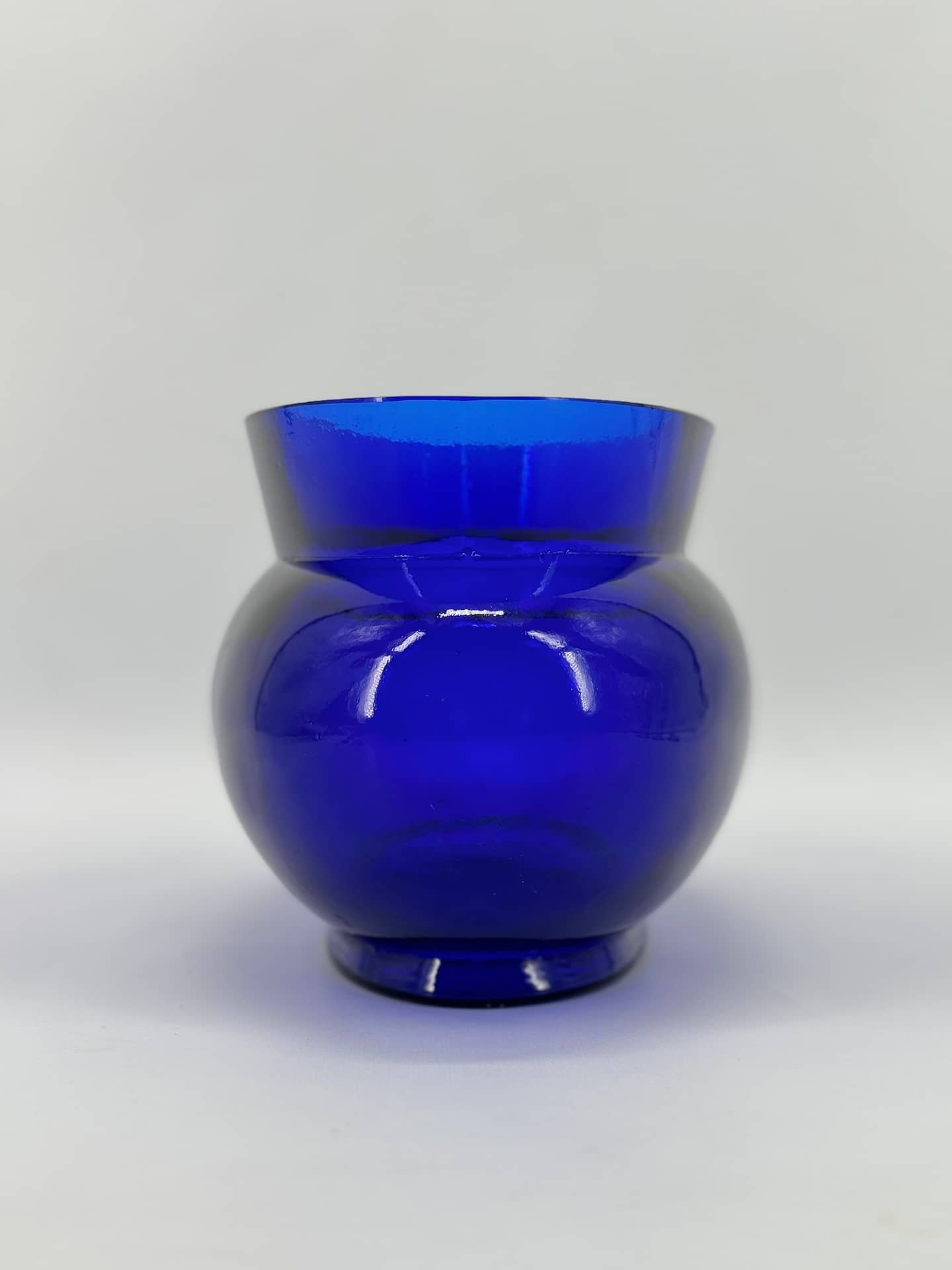 3 vase art deco verre cobalt 1