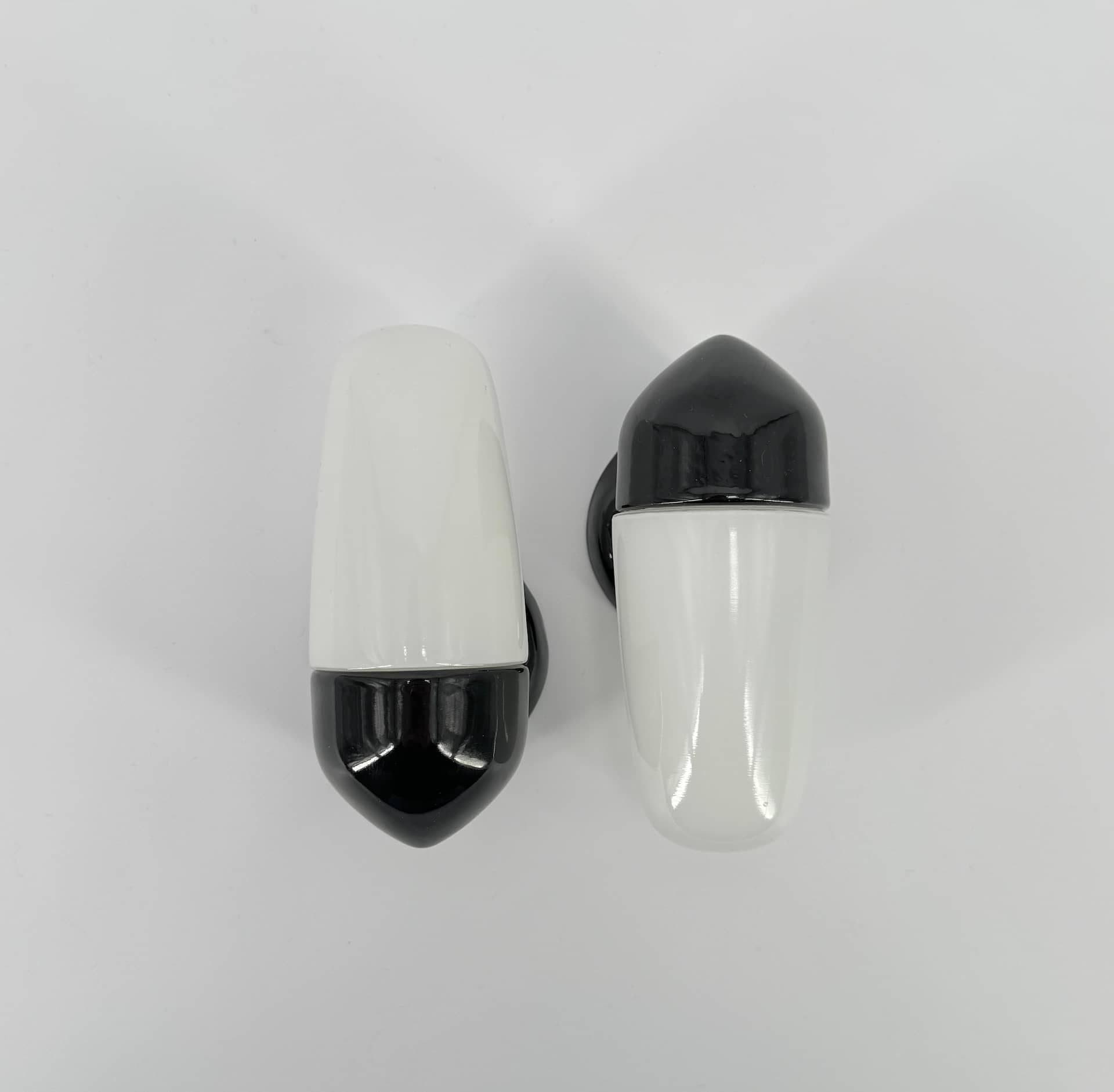 Ceramic Black Wall Lamp